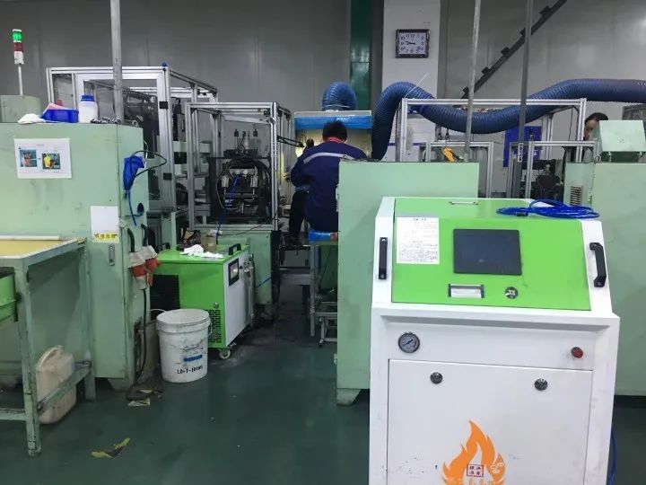 外資企業(yè)|OKOH2000現(xiàn)場|漆包線焊接 外資企業(yè)|OKOH2000現(xiàn)場|漆包線焊接