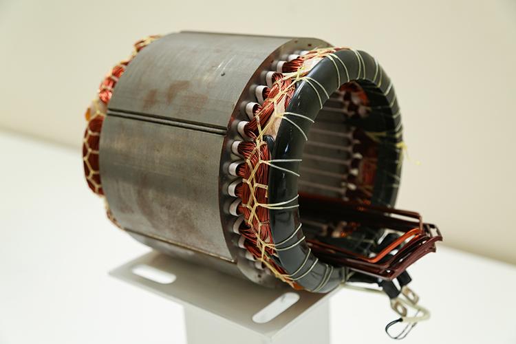 電機(jī) 電機(jī)